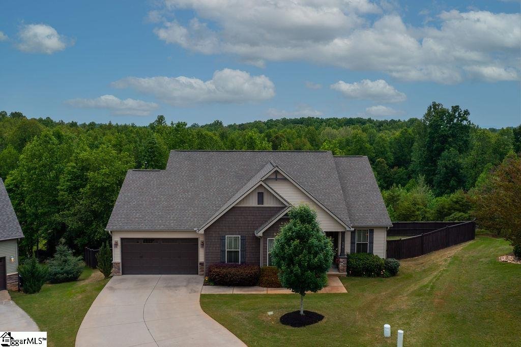 Property image 1 at 516 Tineke Way, Travelers Rest, SC 29690