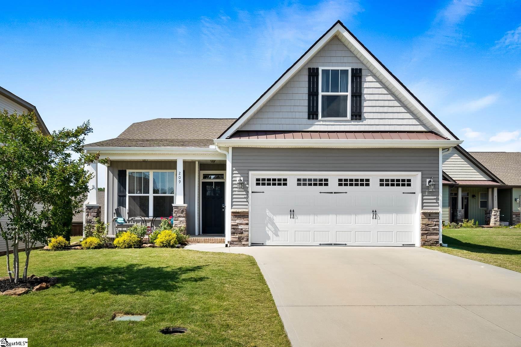 Property image 1 at 209 Clear Court, Taylors, SC 29687