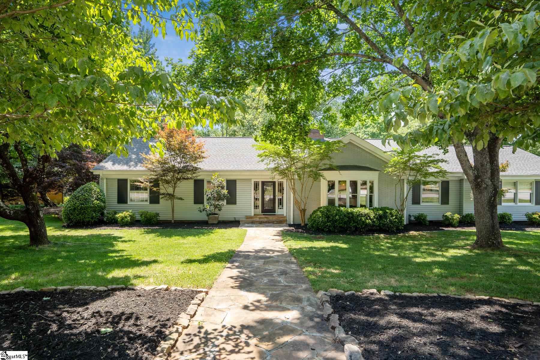 Property image 1 at 127 Lake Forest Drive, Greenville, SC 29609