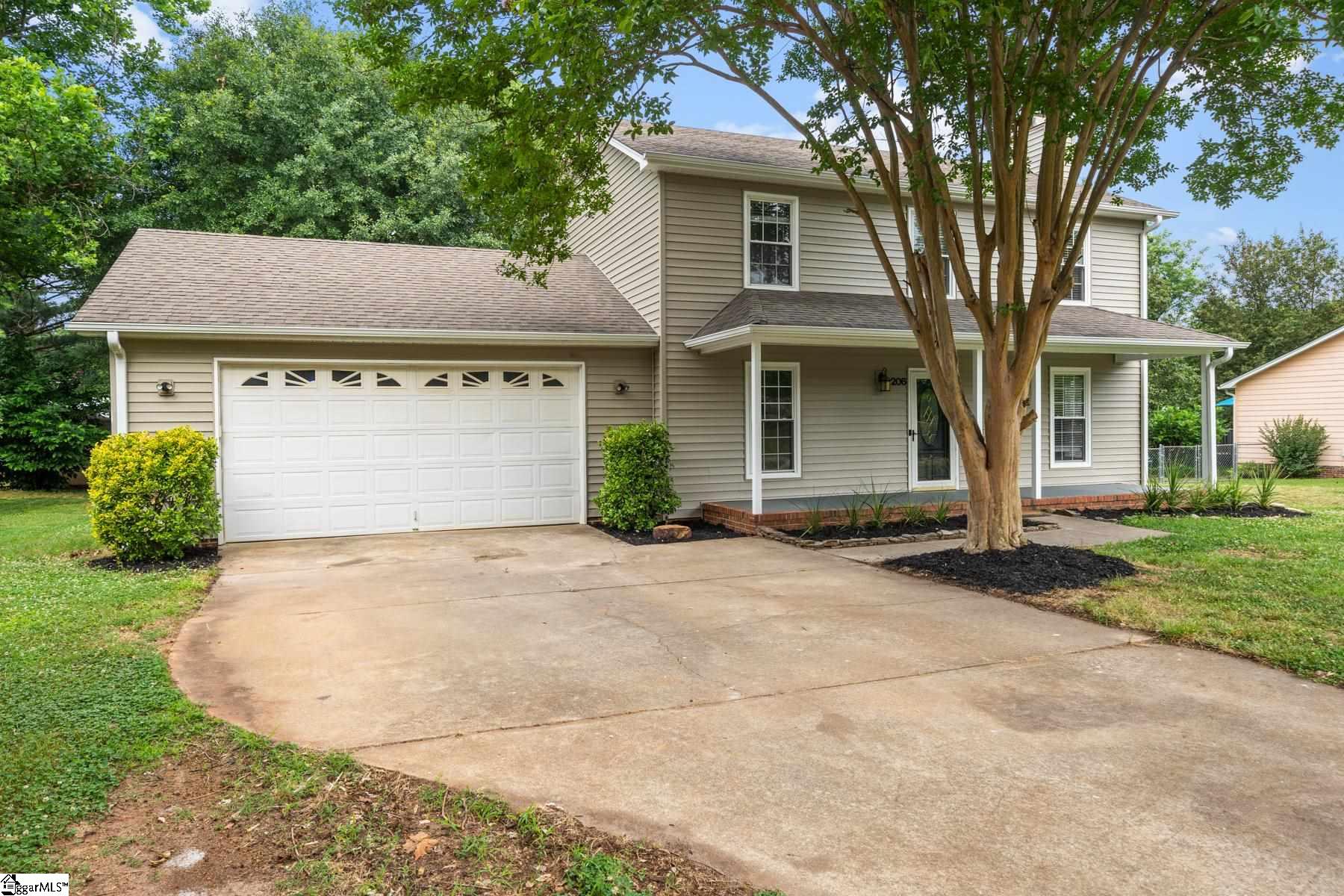 Property image 1 at 206 Camellia Lane, Simpsonville, SC 29681