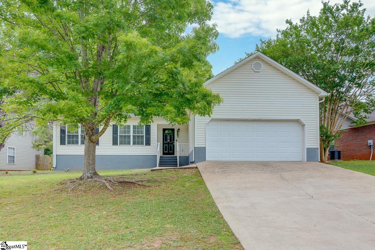 Property image 1 at 174 Riverrun Drive, Spartanburg, SC 29303