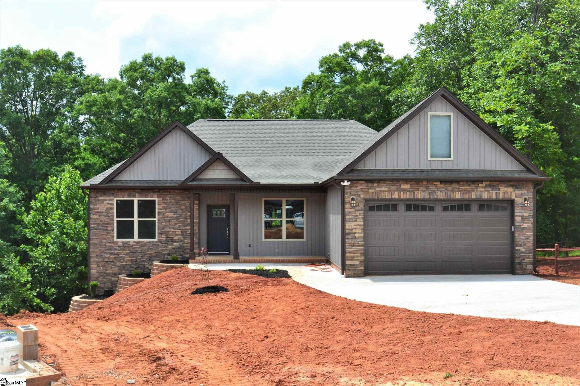 Property image 1 at 886 Affirmed Drive, Boiling Springs, SC 29316