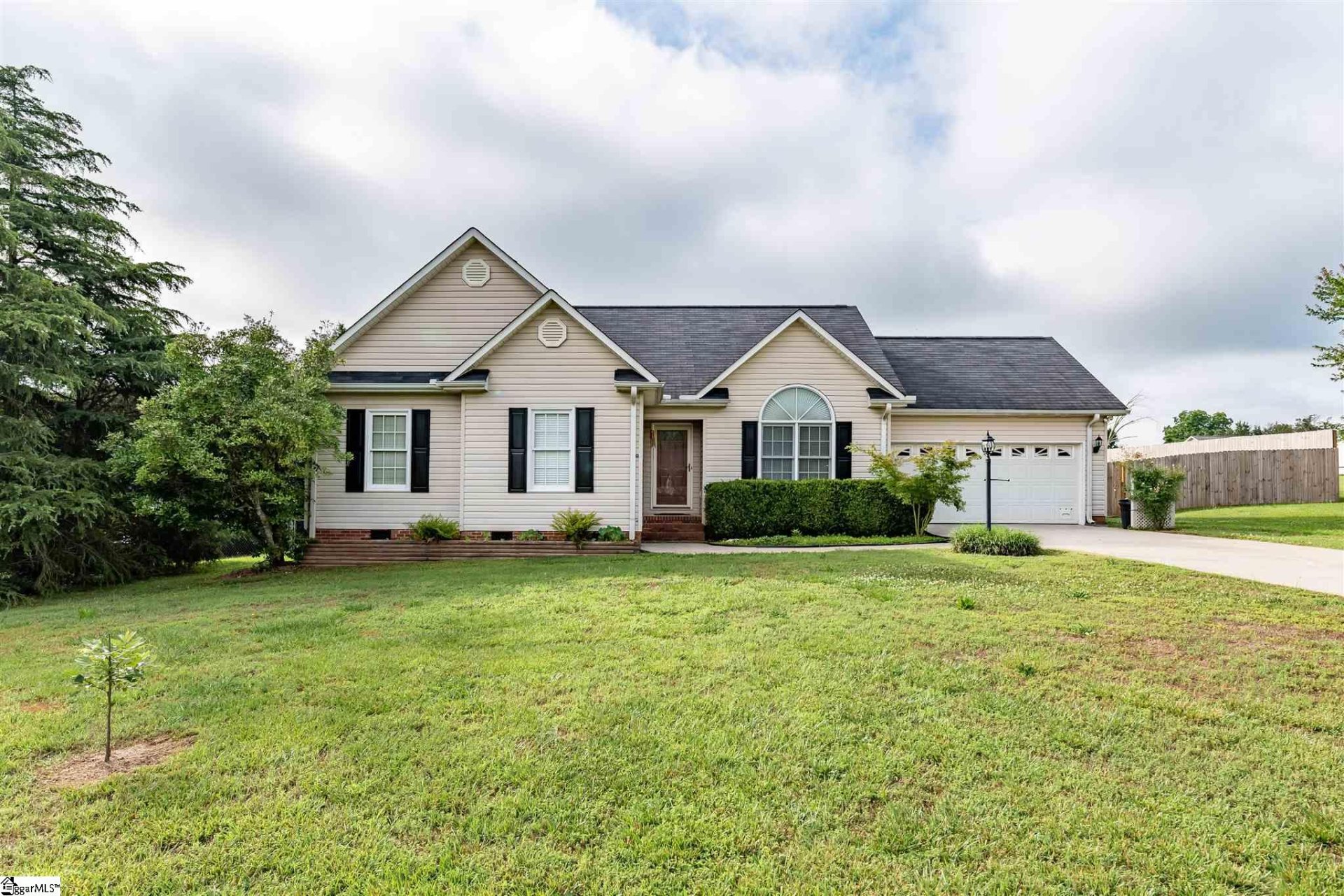 Property image 1 at 10 Duck Pond Lane, Fountain Inn, SC 29644