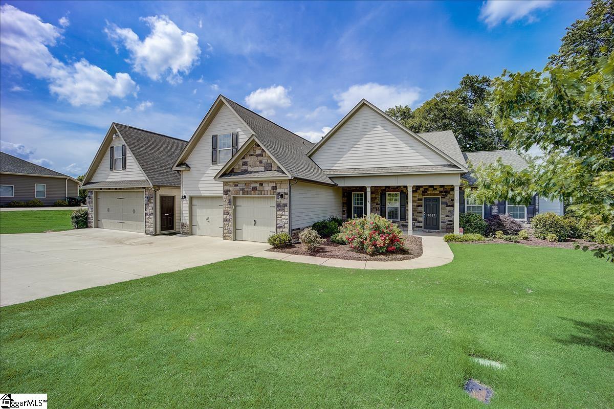 Property image 1 at 1017 Hillcrest Court, Anderson, SC 29621