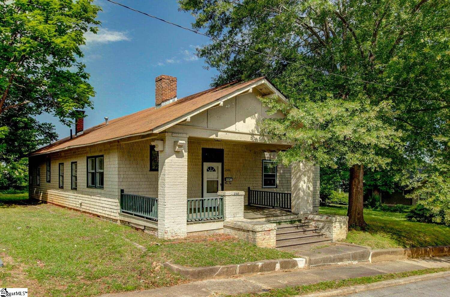 Property image 1 at 240 Hydrick Street, Spartanburg, SC 29306