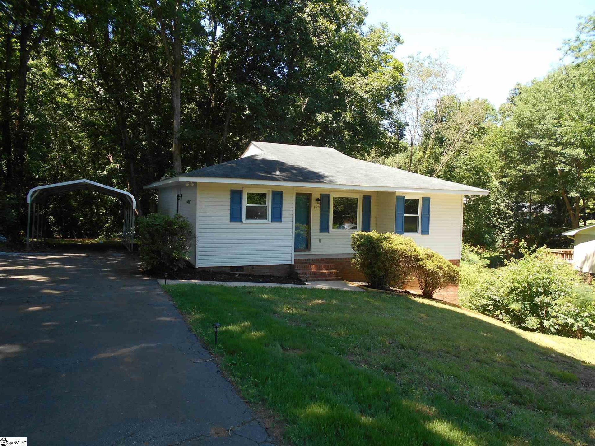 Property image 1 at 123 Loblolly Drive, Wellford, SC 29385