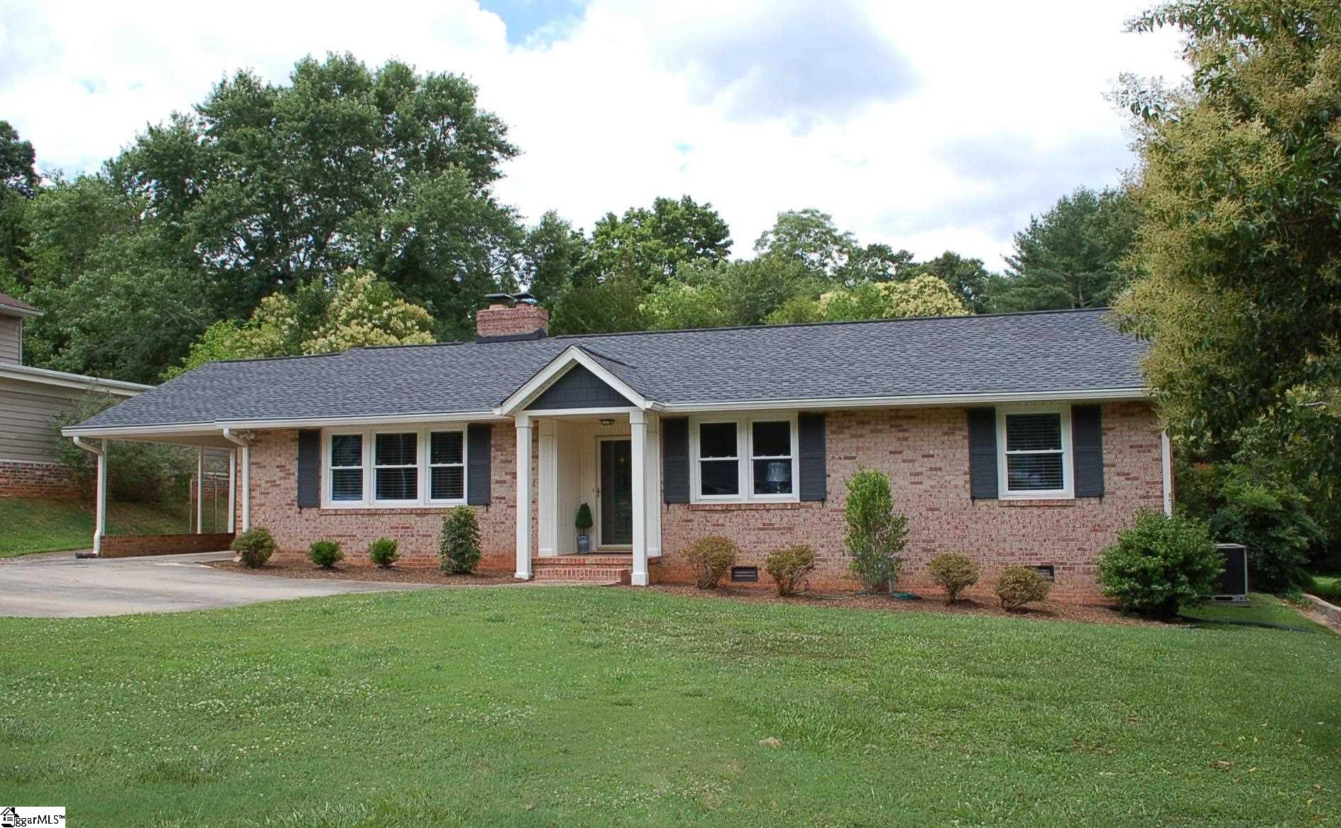 Property image 1 at 101 Batesview Drive, Greenville, SC 29607