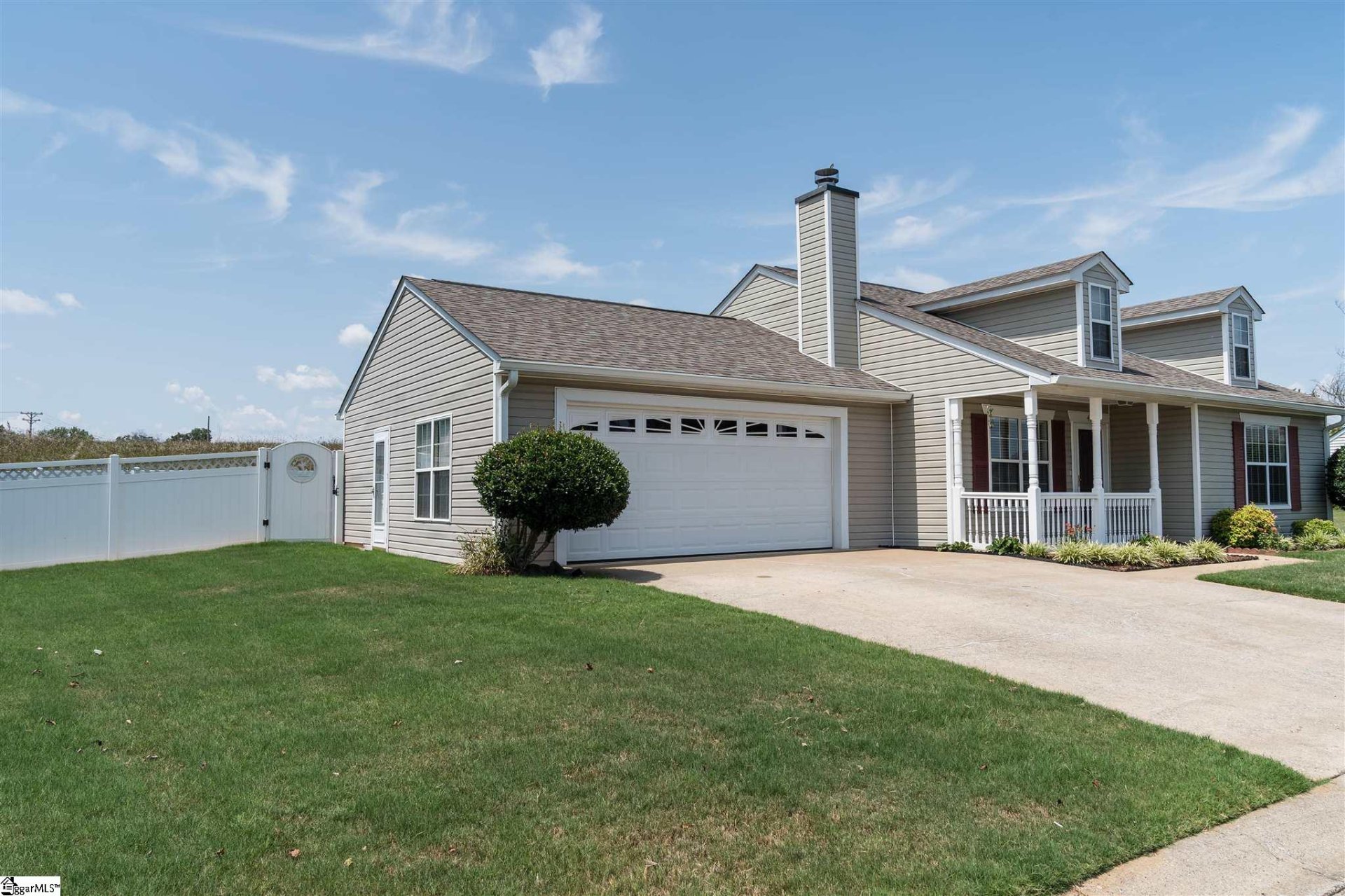 Property image 1 at 418 Sante Fe Road, Moore, SC 29369