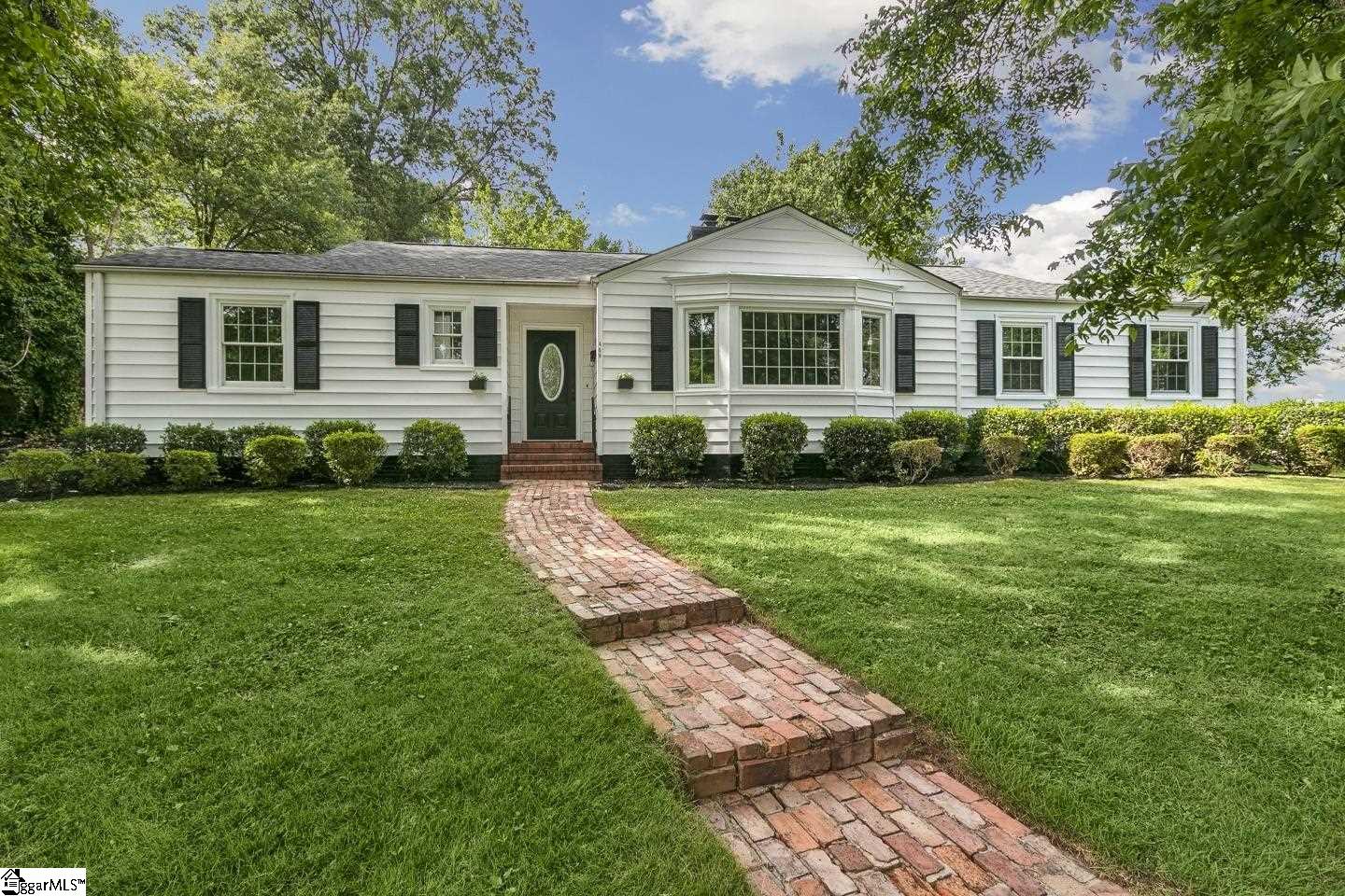 Property image 1 at 409 Longview Terrace, Greenville, SC 29605