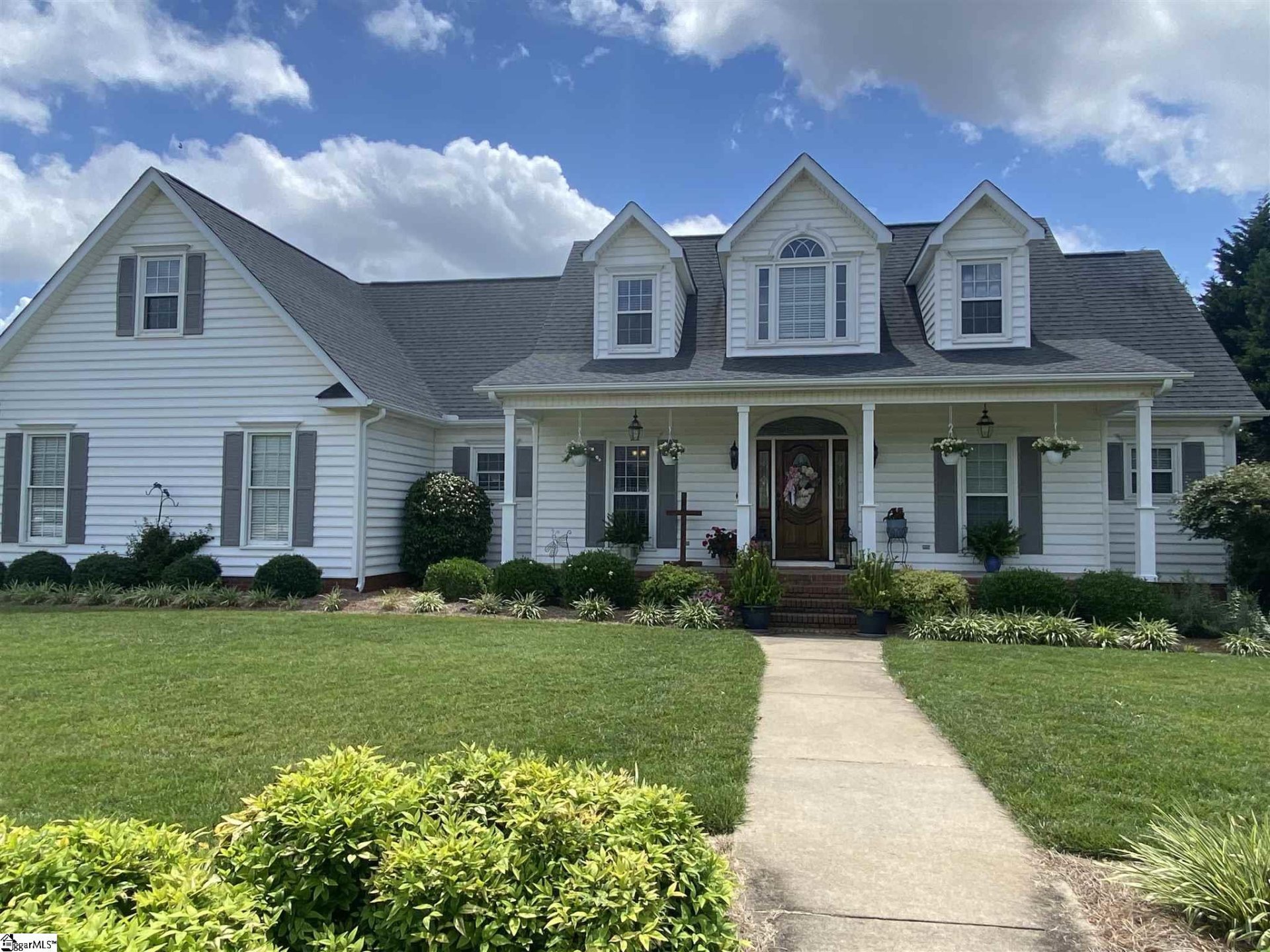 Property image 1 at 8 Wheatstone Court, Greenville, SC 29617