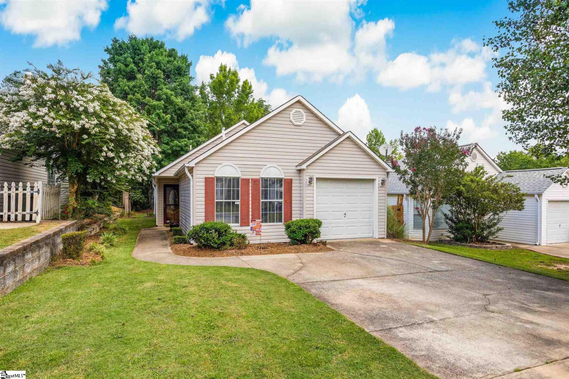 Property image 1 at 17 Lantern Lane, Greer, SC 29651