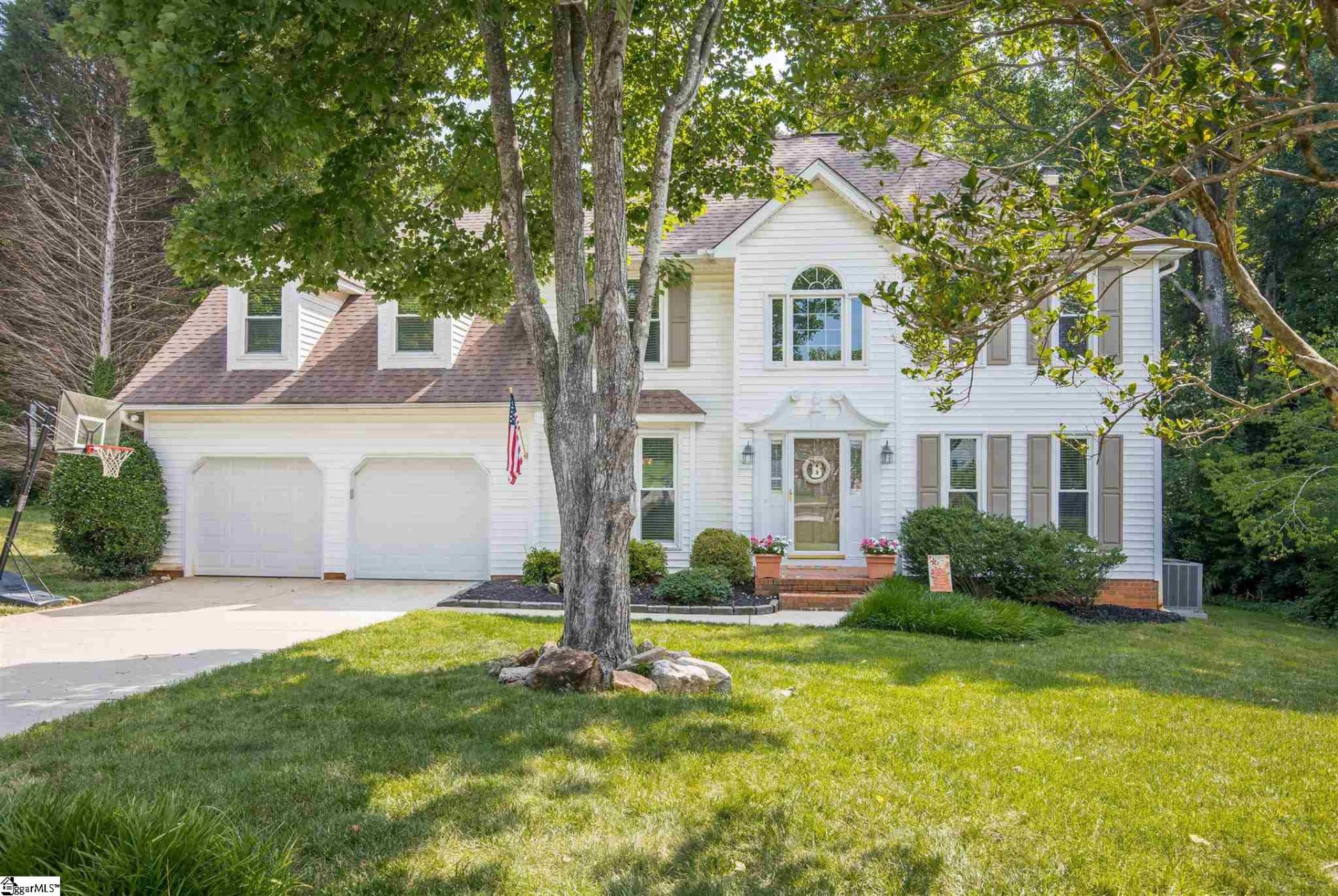 Property image 1 at 9 E Stablegate Road, Greenville, SC 29615