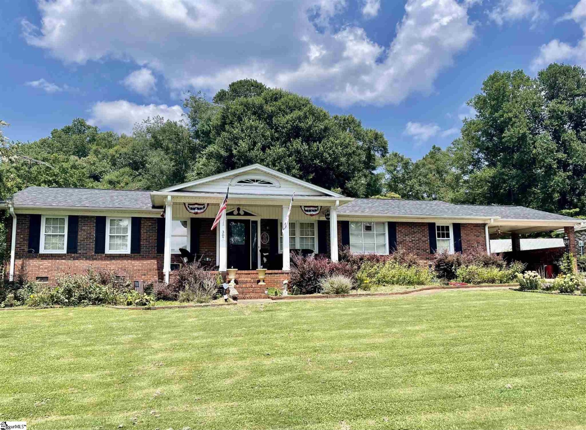 Property image 1 at 307 Hillandale Road, Liberty, SC 29657