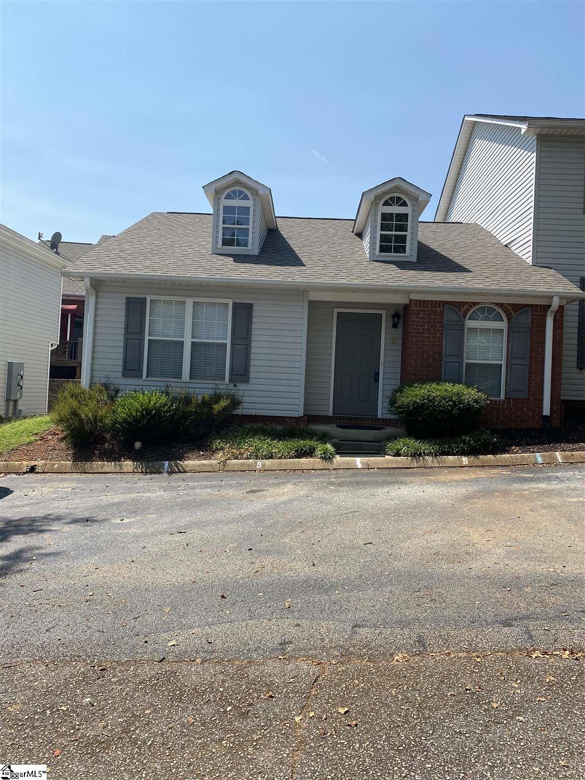 Property image 1 at 9 Huntress Drive, Greer, SC 29651