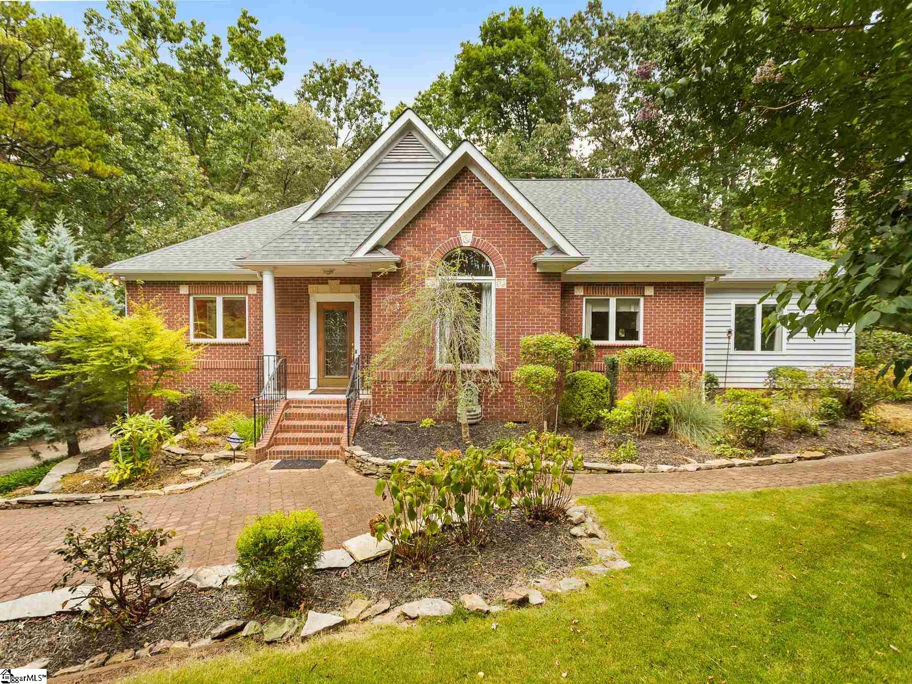 Property image 1 at 10 Compton Drive, Greenville, SC 29615