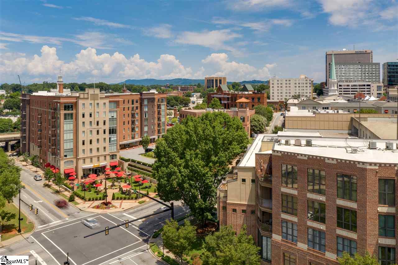 Property image 1 at 402 River Street, Greenville, SC 29601