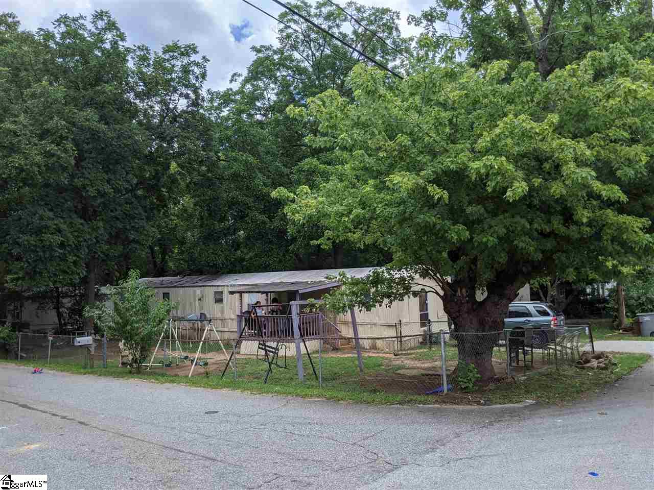 Property image 1 at 116 Highlawn Avenue, Greenville, SC 29611-2935