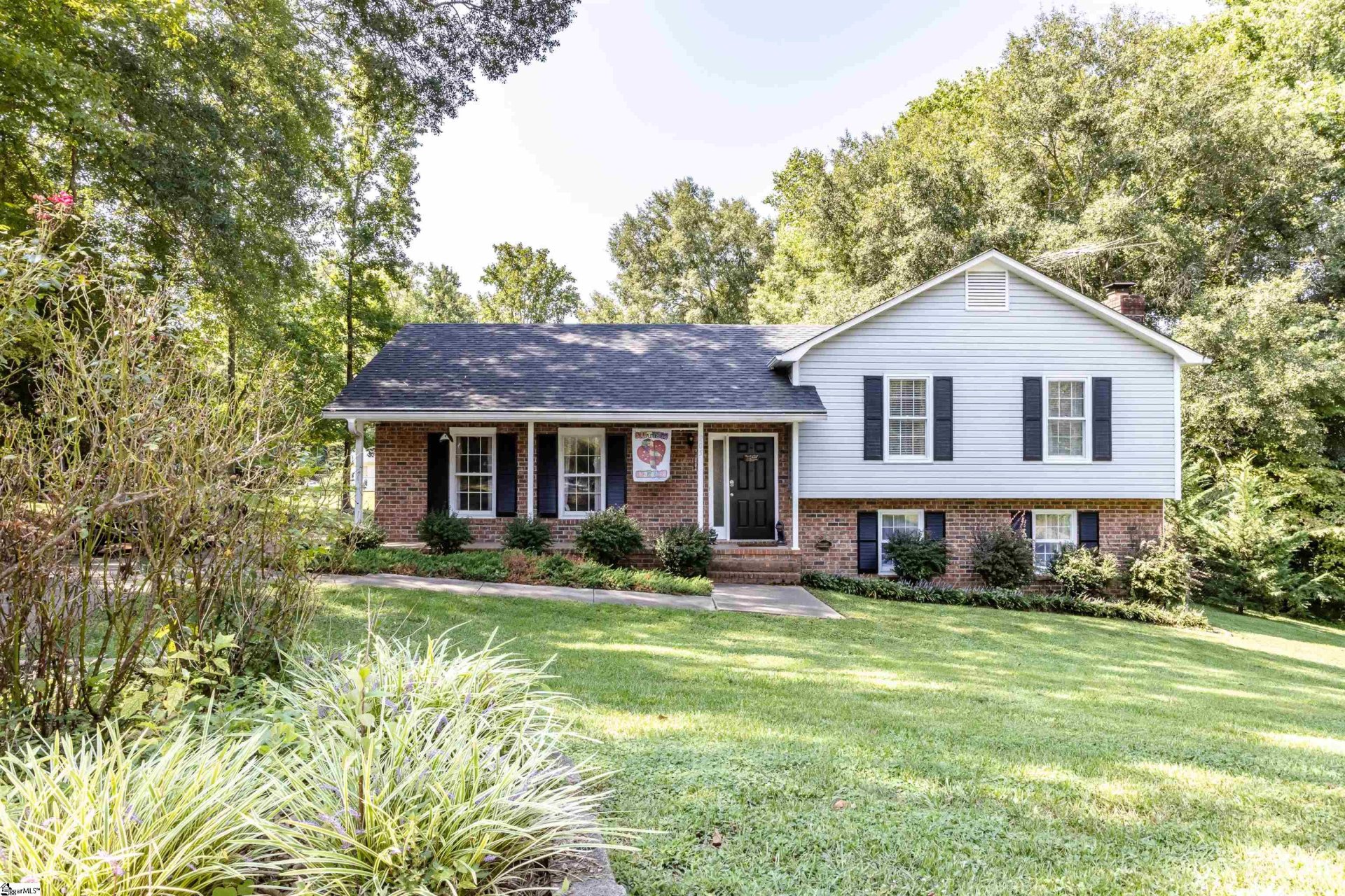 Property image 1 at 205 Woodburn Drive, Taylors, SC 29687