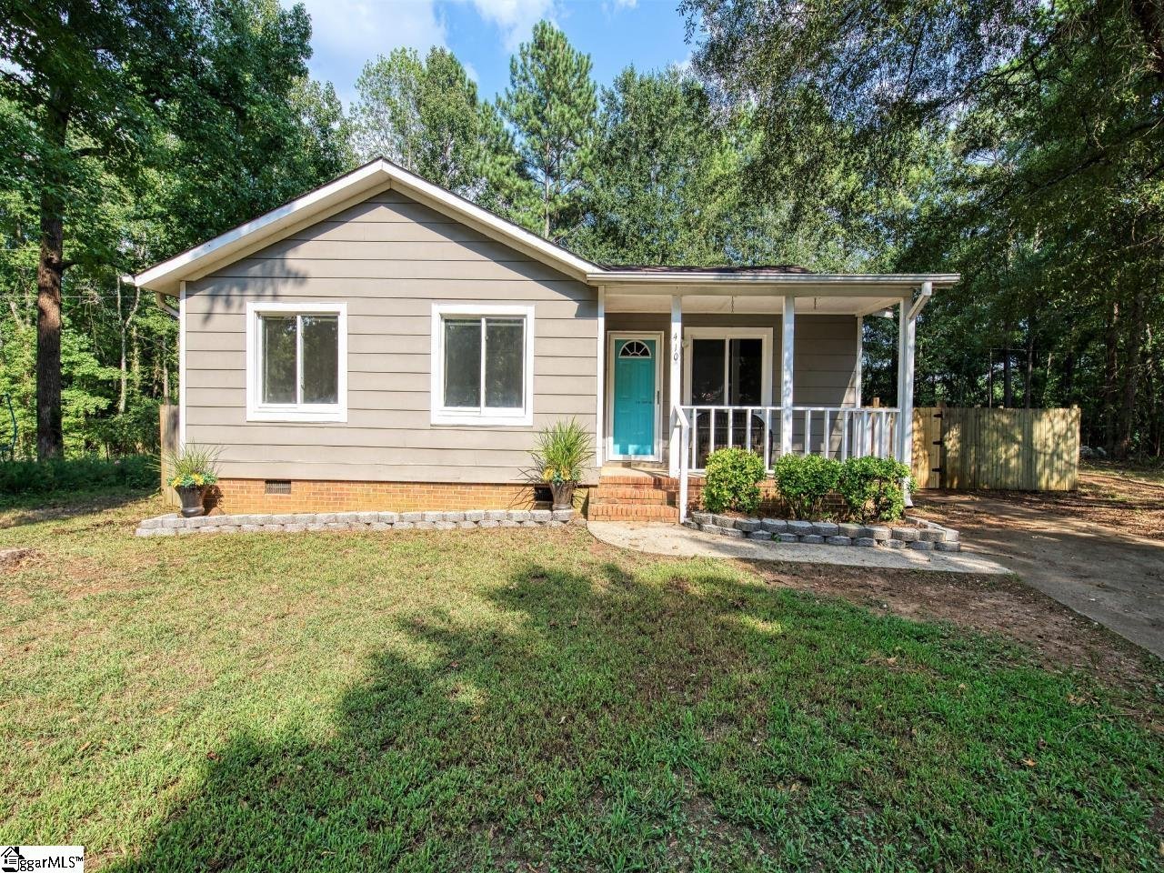 Property image 1 at 410 Wood Court, Williamston, SC 29697
