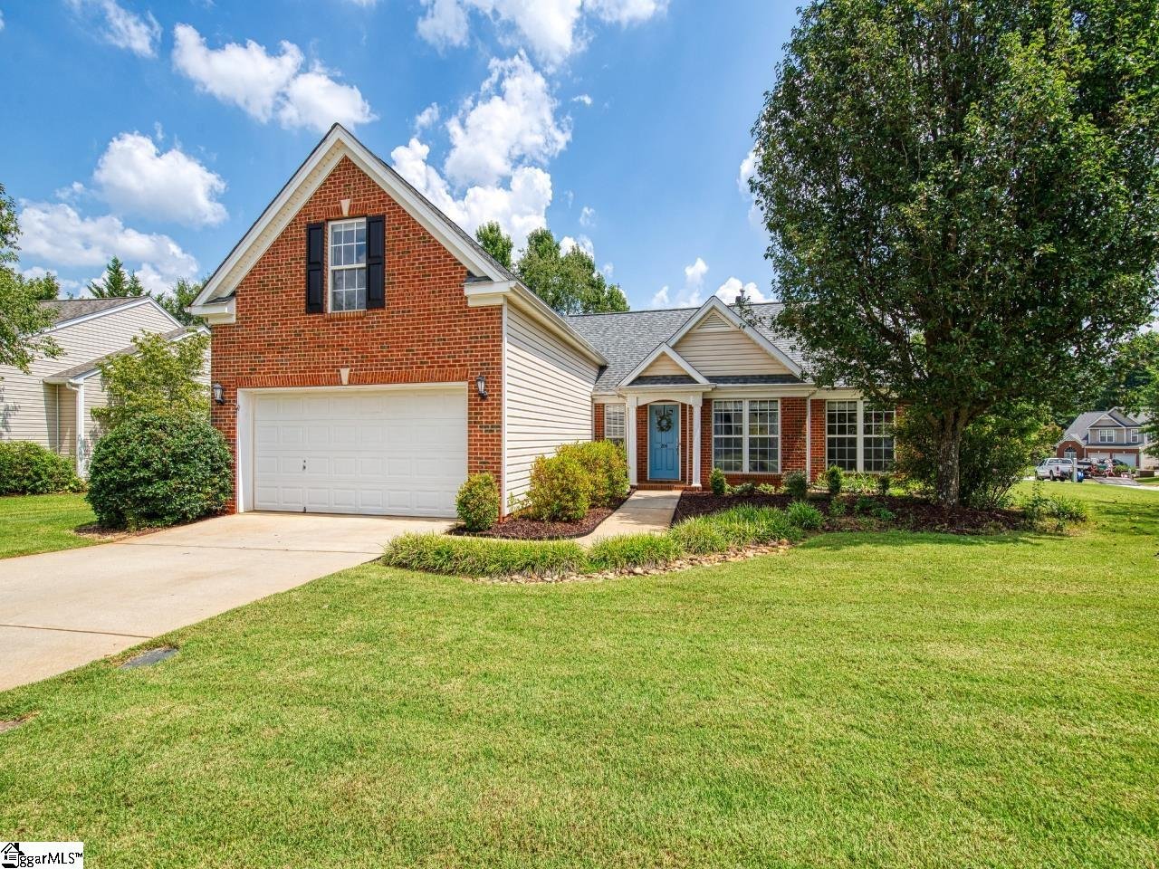 Property image 1 at 200 Summitbluff Drive, Greenville, SC 29617