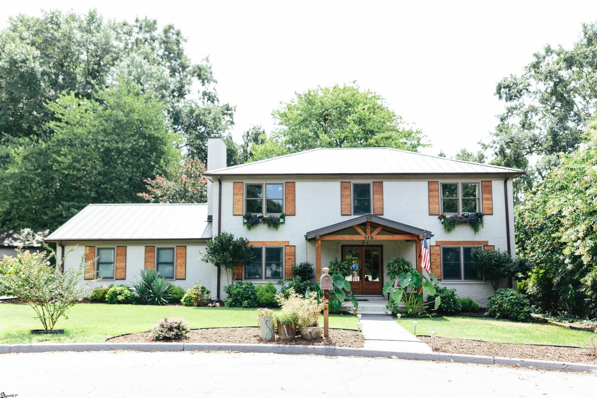 Property image 1 at 6 Aberdare Court, Greenville, SC 29615