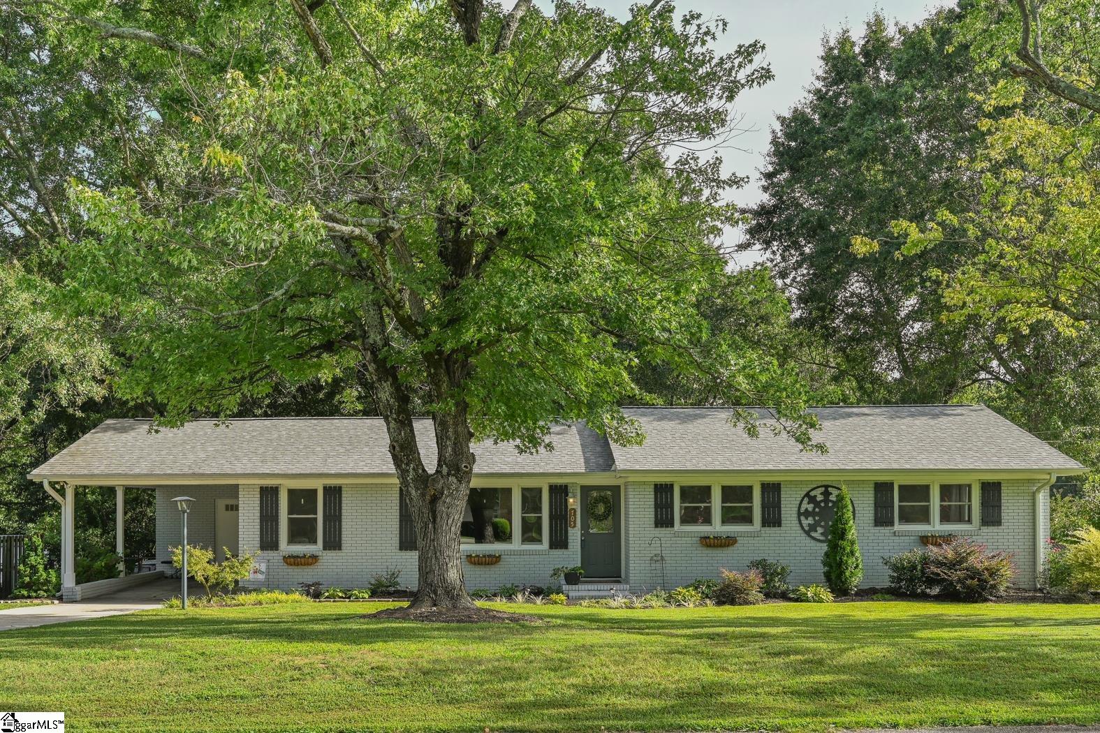 Property image 1 at 705 Confederate Circle, Taylors, SC 29687