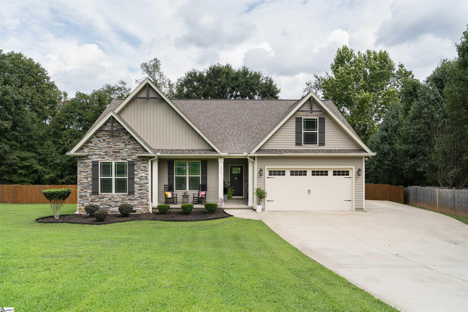 Property image 1 at 222 Natures Court, Campobello, SC 29322