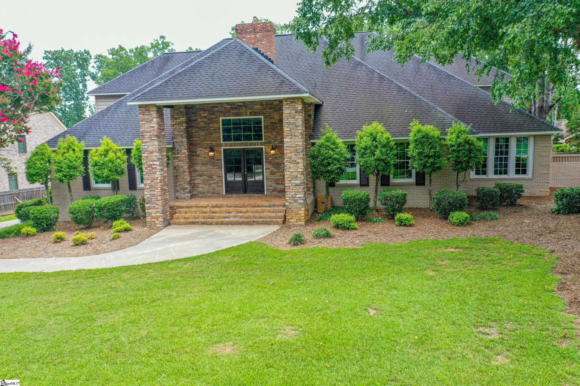 Property image 1 at 6 Country Squire Court, Greenville, SC 29615