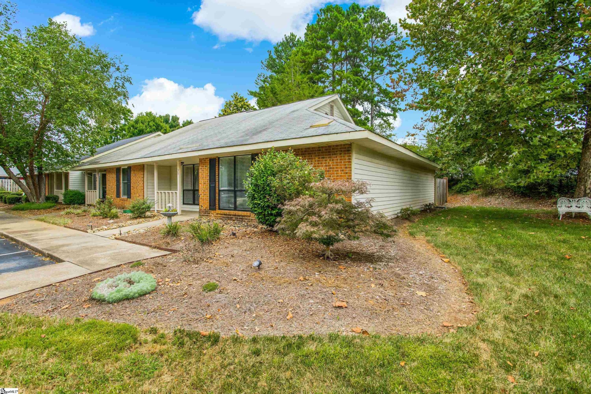 39 Forest Lake Drive