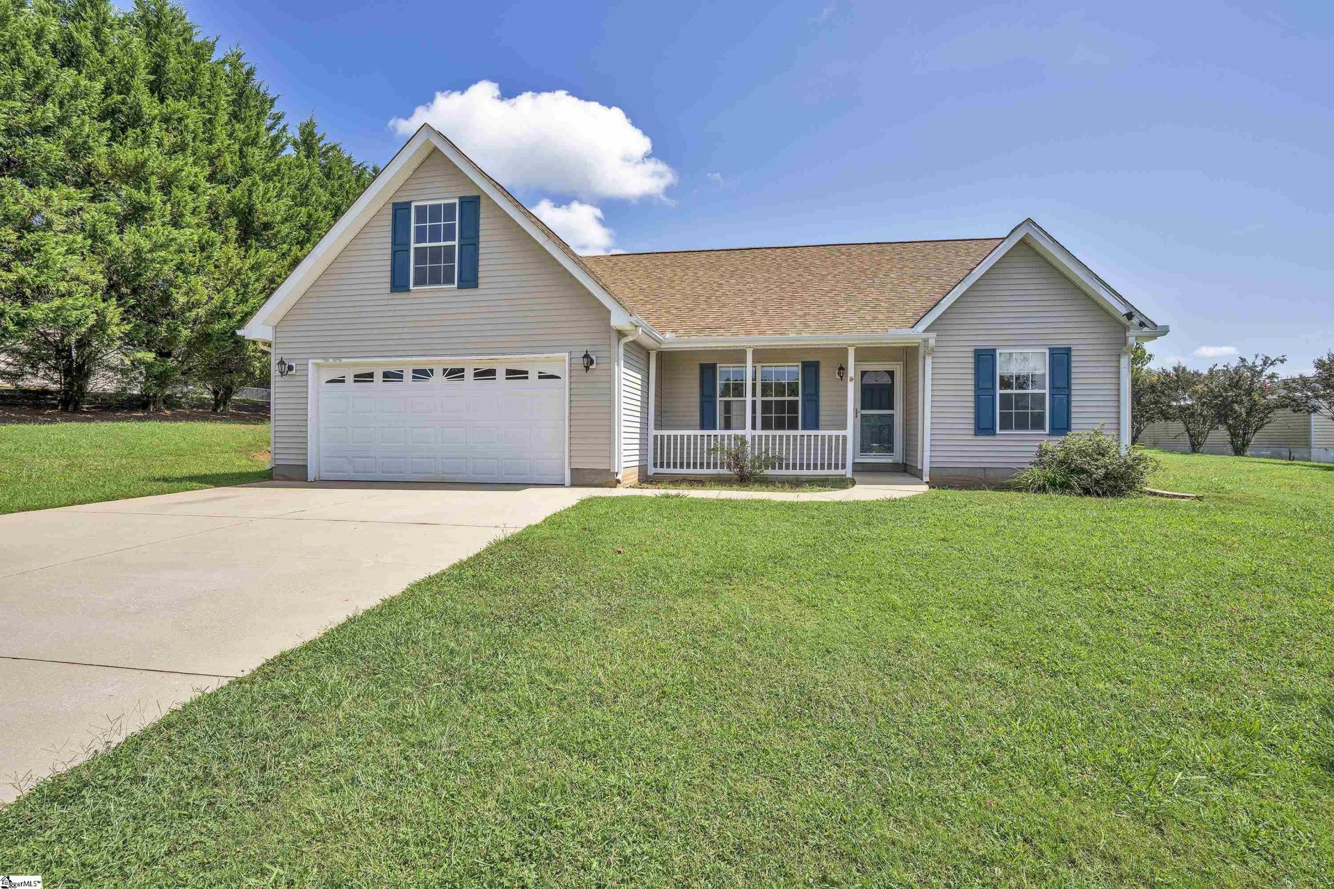 Property image 1 at 15 Country Knolls Drive, Greer, SC 29651