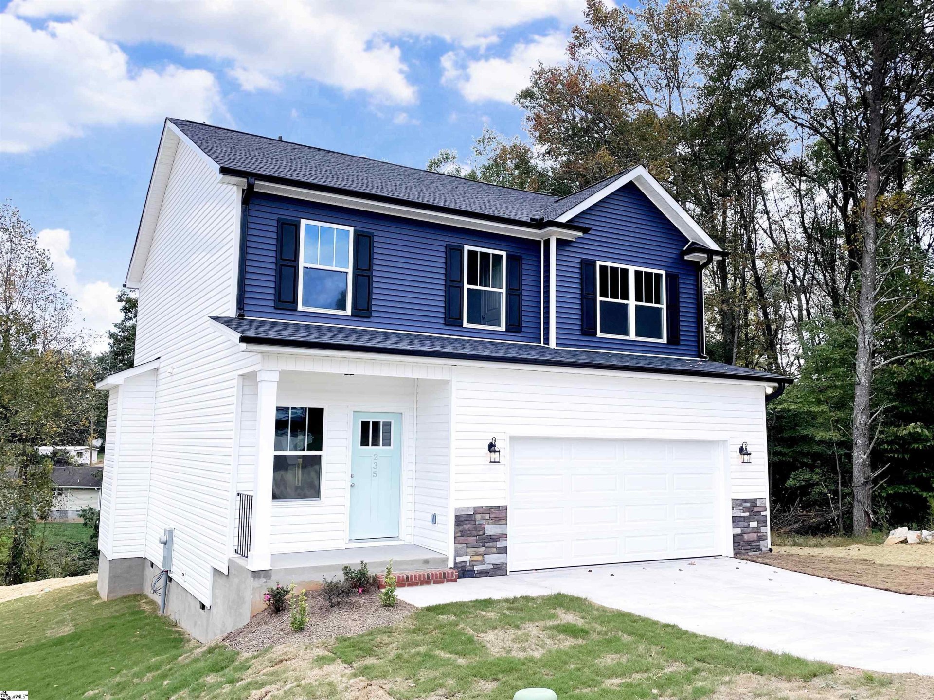 Property image 1 at 235 Rosewood Circle, Duncan, SC 29334