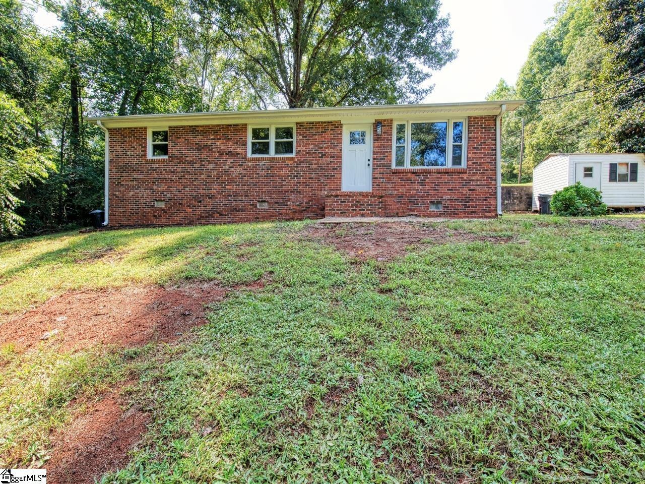 Property image 1 at 102 Saville Court, Piedmont, SC 29673