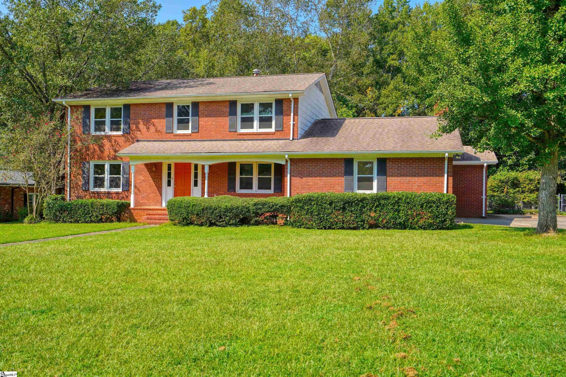 Property image 1 at 353 Lake Forest Drive, Spartanburg, SC 29302-3701