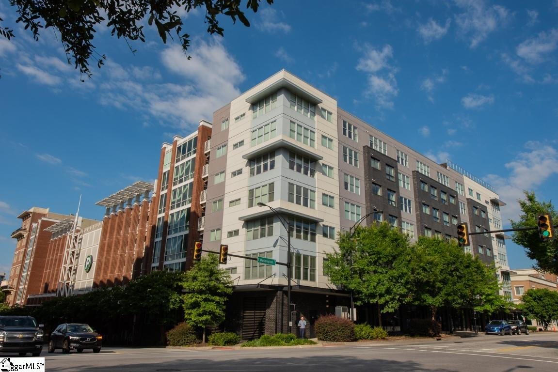 100 E Washington Street