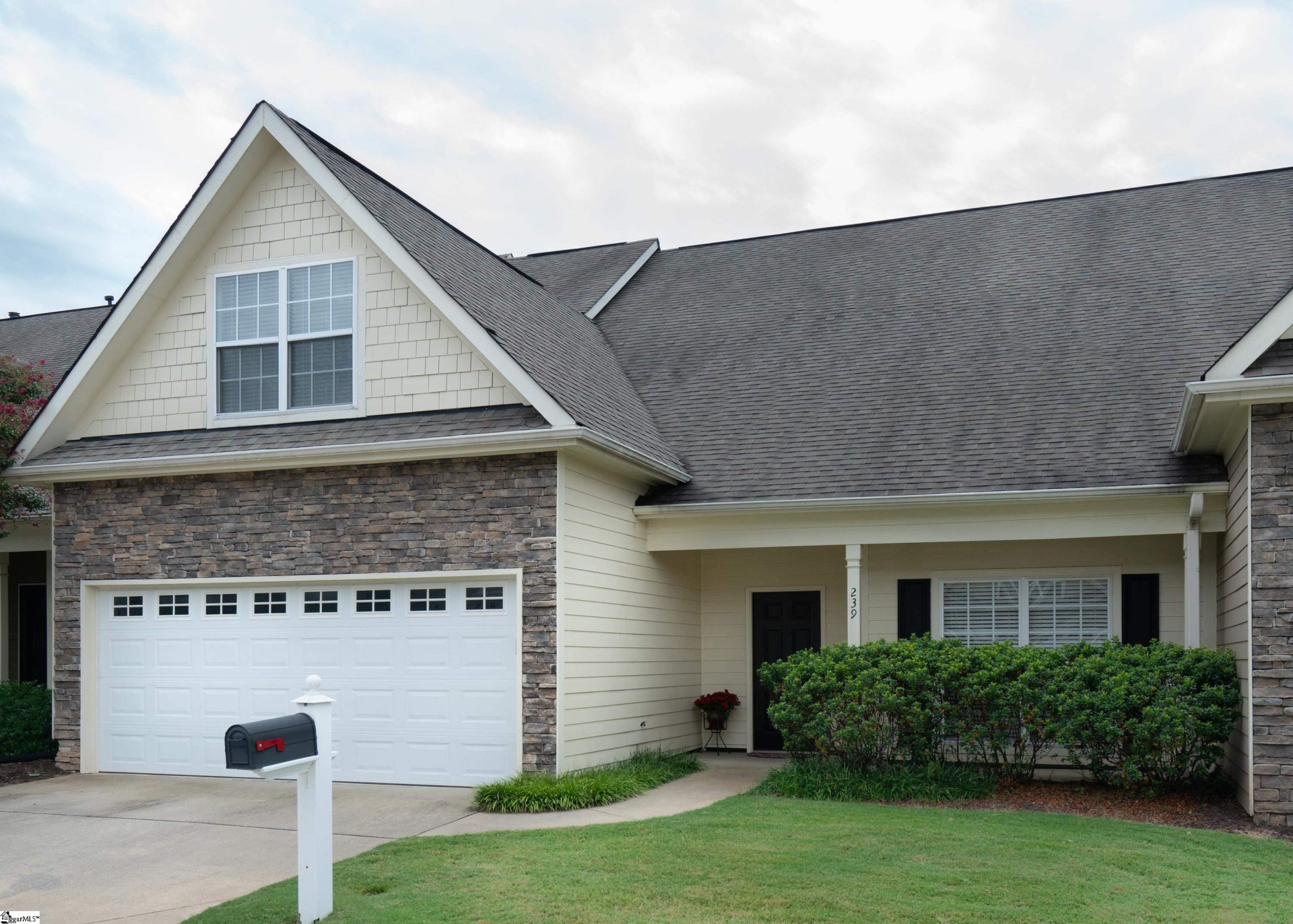 Property image 1 at 239 Louisville Drive, Greenville, SC 29607