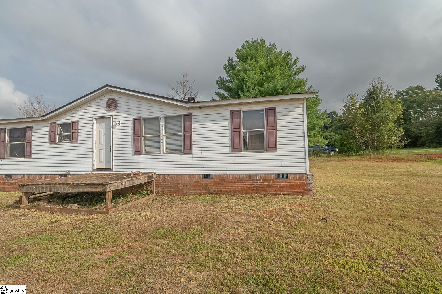 Property image 1 at 303 Labonte Drive, Piedmont, SC 29673-7894
