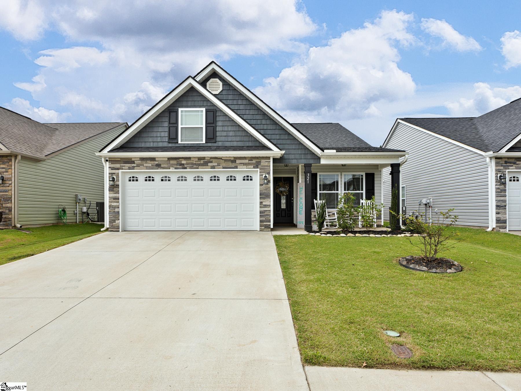 Property image 1 at 321 Trail Crossing Lane, Inman, SC 29349