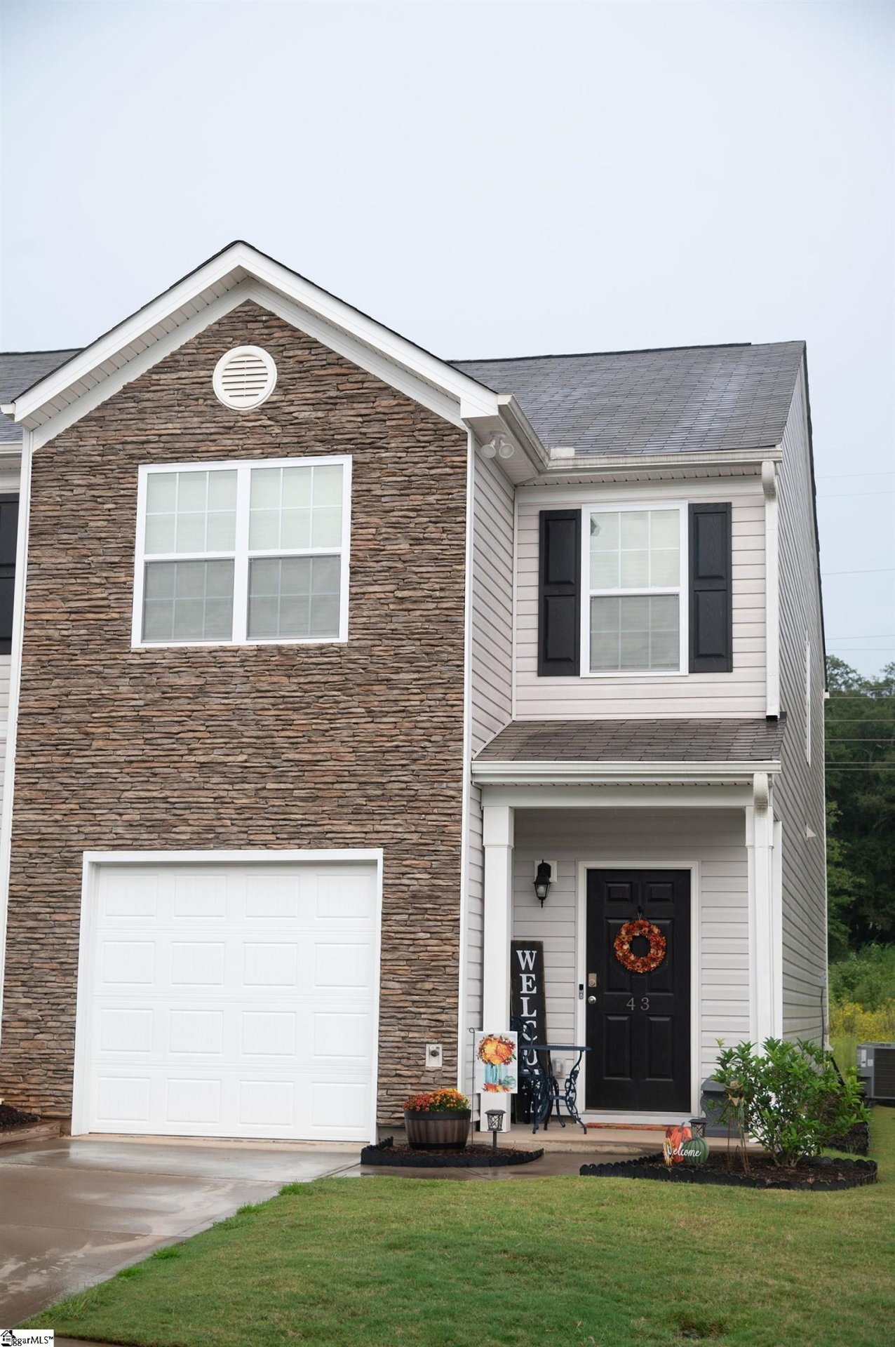 Property image 1 at 43 Moorlyn Lane, Greer, SC 29650