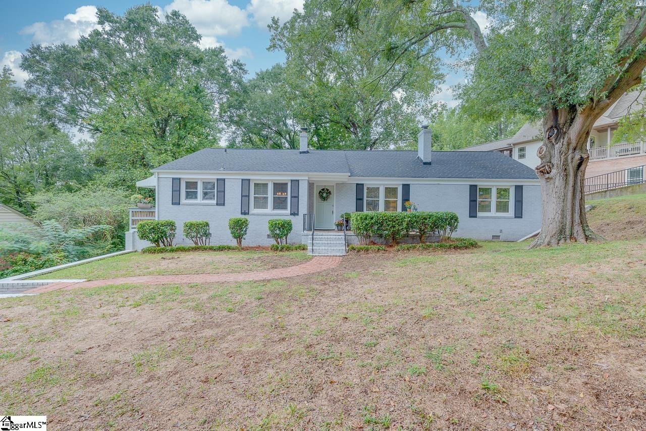 Property image 1 at 17 Ashford Avenue, Greenville, SC 29609