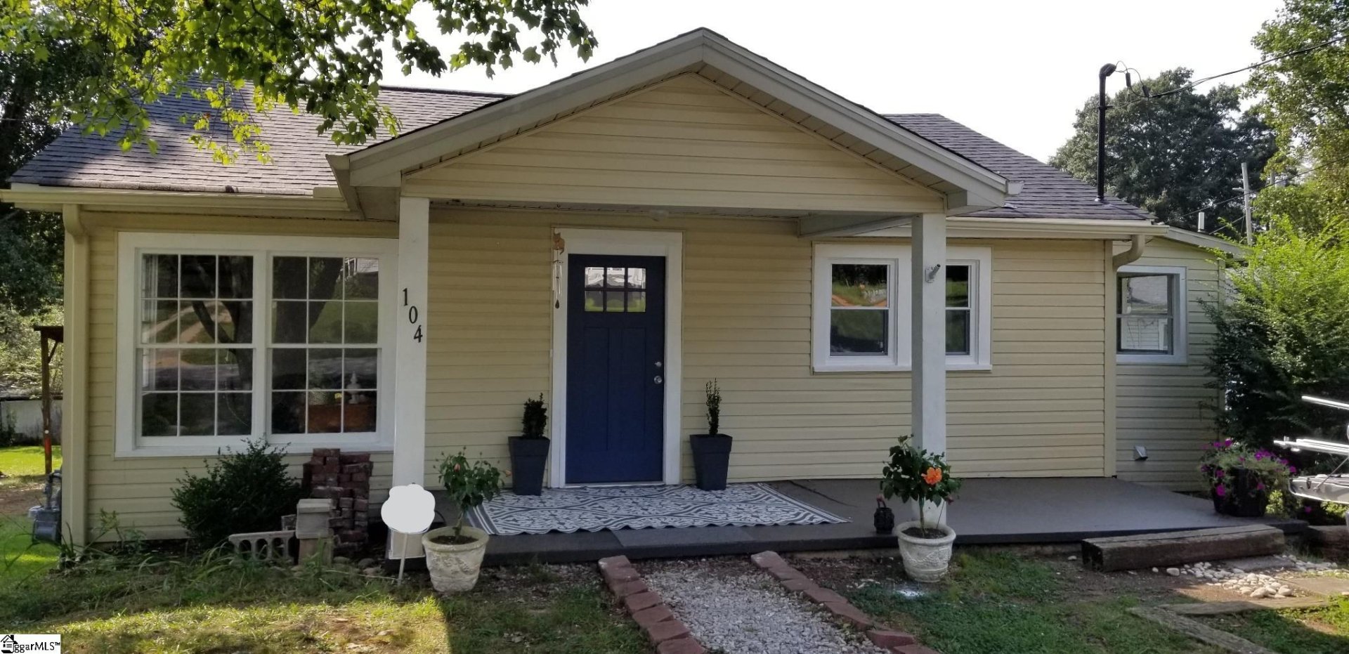 Property image 1 at 104 Roper Street, Easley, SC 29640