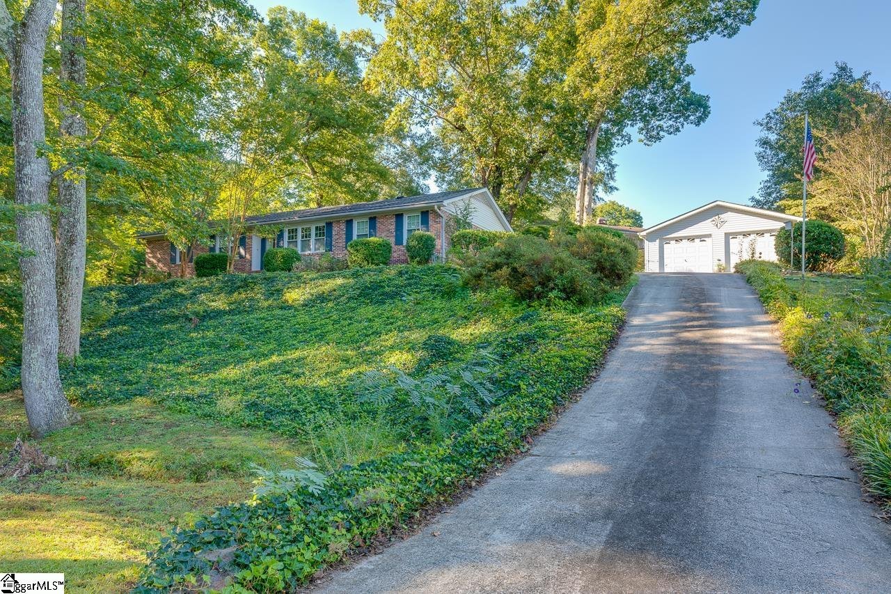 Property image 1 at 130 Colvin Road, Greenville, SC 29615