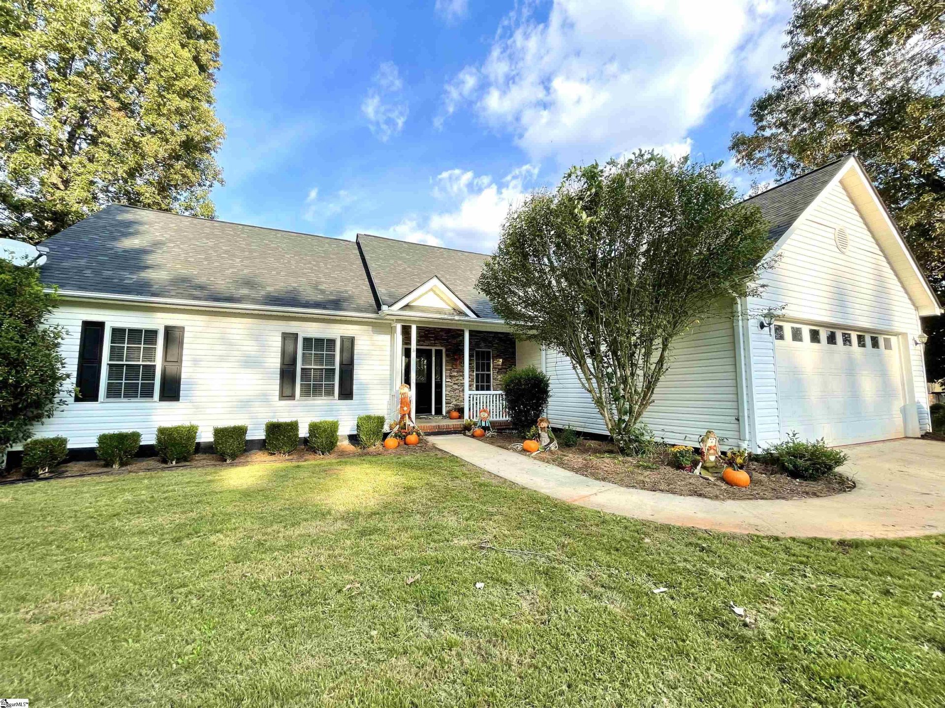 Property image 1 at 118 Windamere Road, Easley, SC 29640