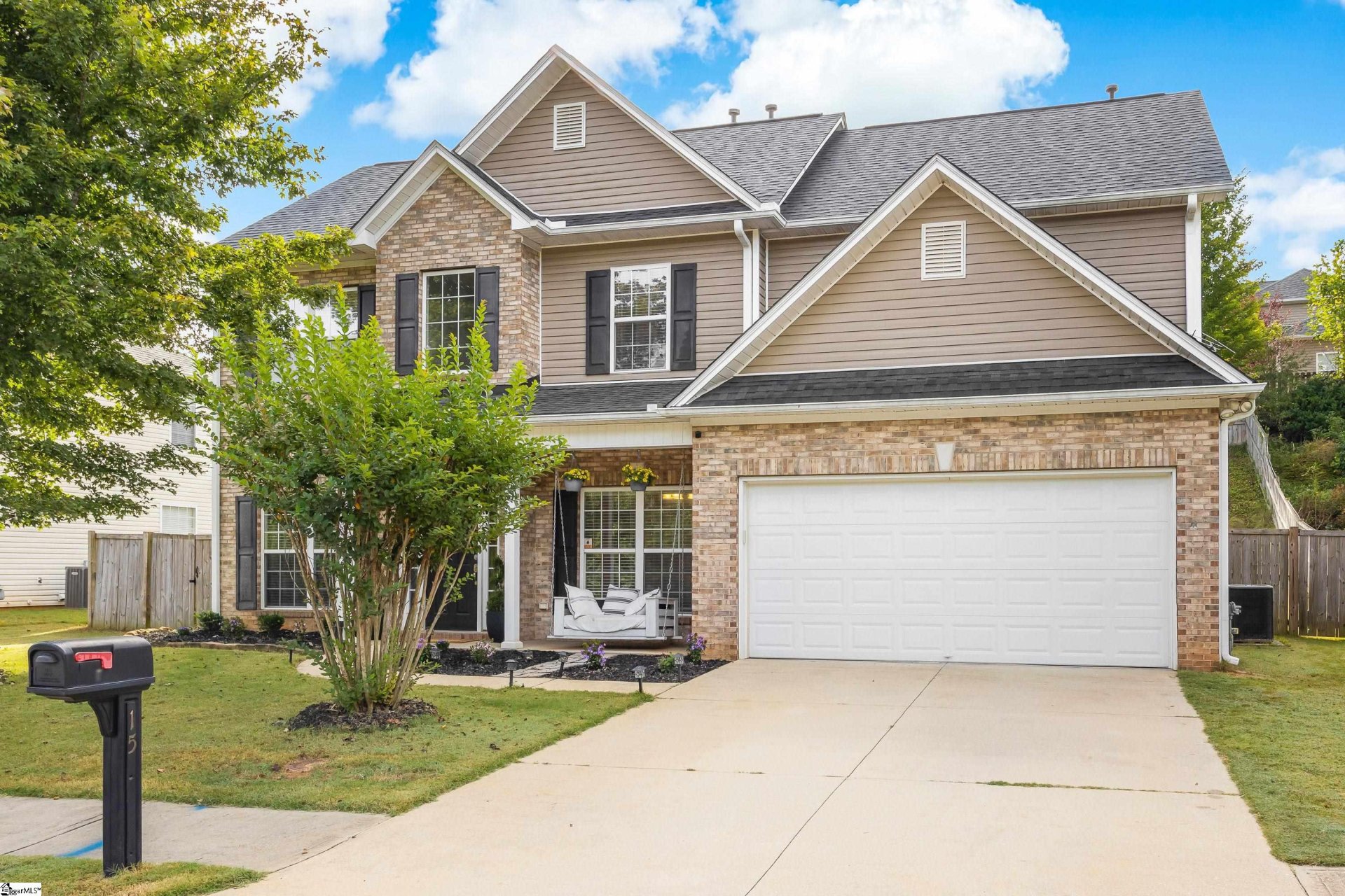 Property image 1 at 15 Echo Valley Drive, Taylors, SC 29687