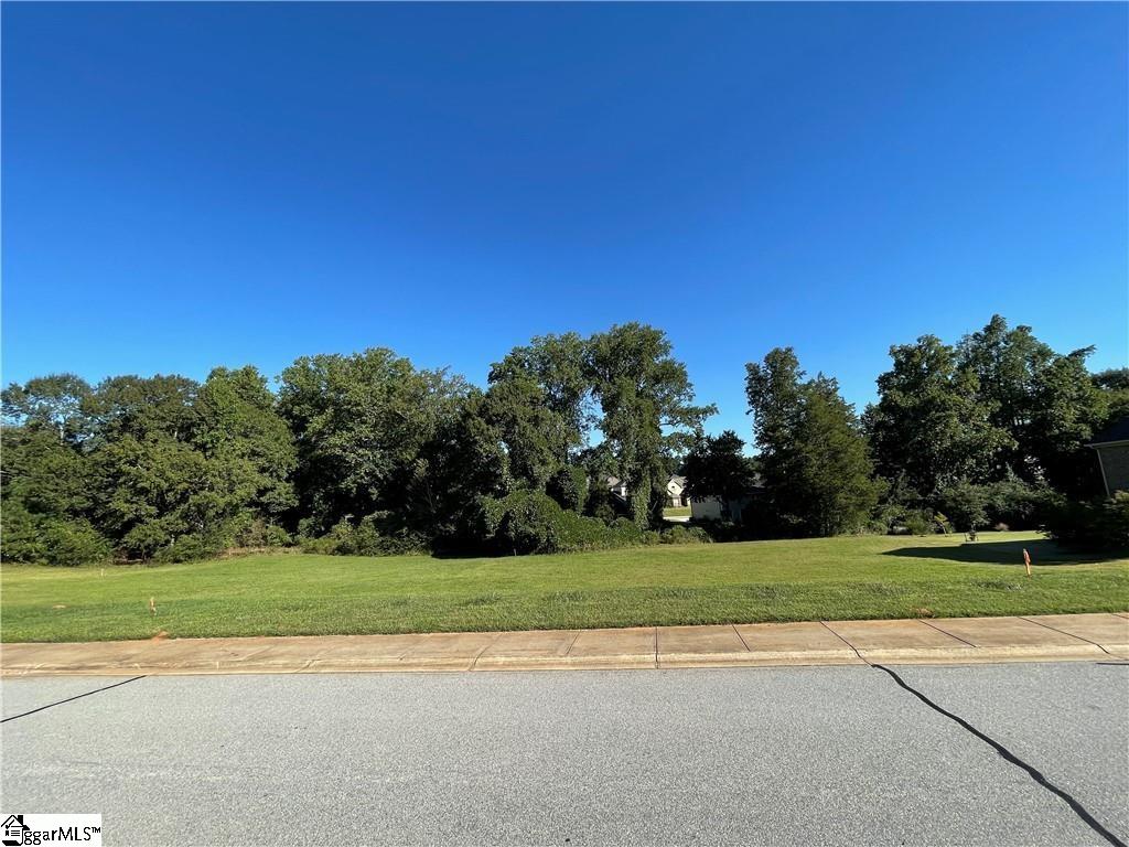 Property image 1 at 105 Bree Drive, Anderson, SC 29625