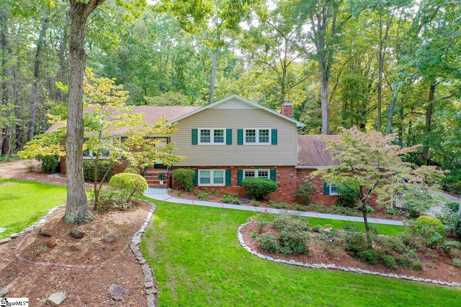 Property image 1 at 111 Bexhill Court, Greenville, SC 29609