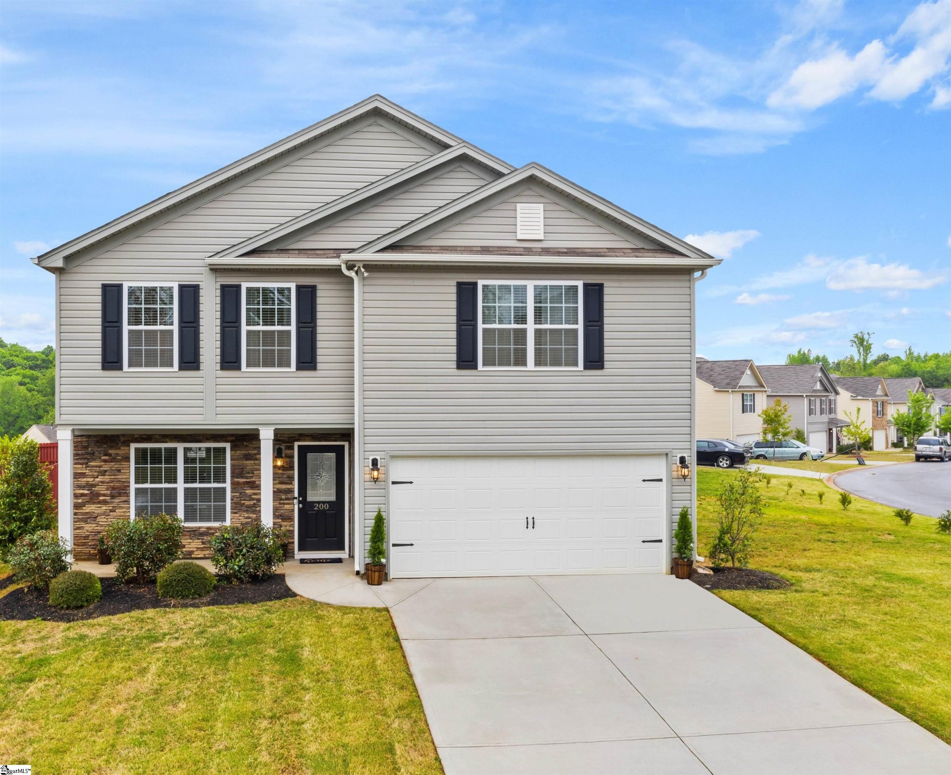 Property image 1 at 200 Willow Grove Way, Piedmont, SC 29672