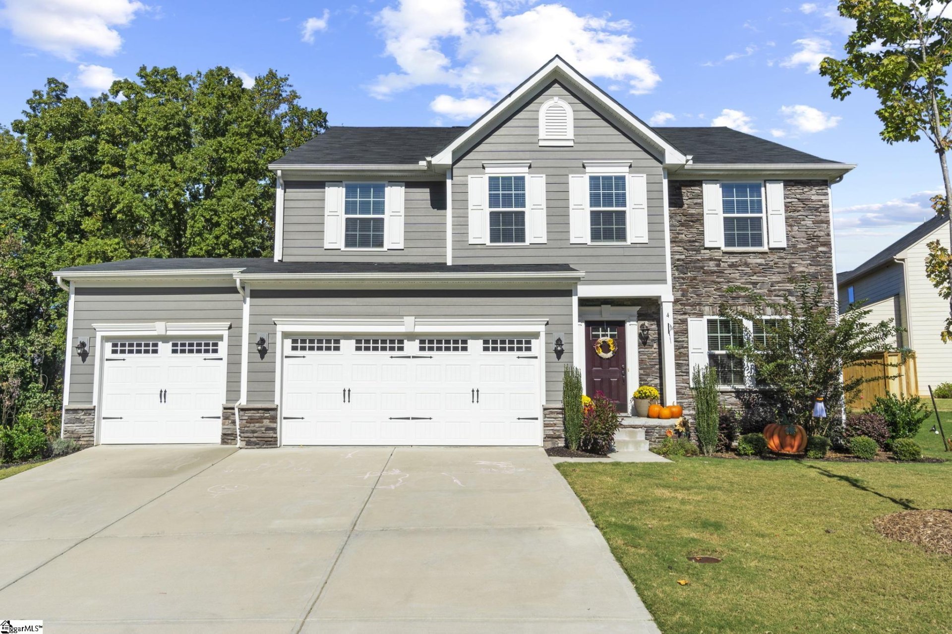 Property image 1 at 4 Fawn Hill Drive, Simpsonville, SC 29681