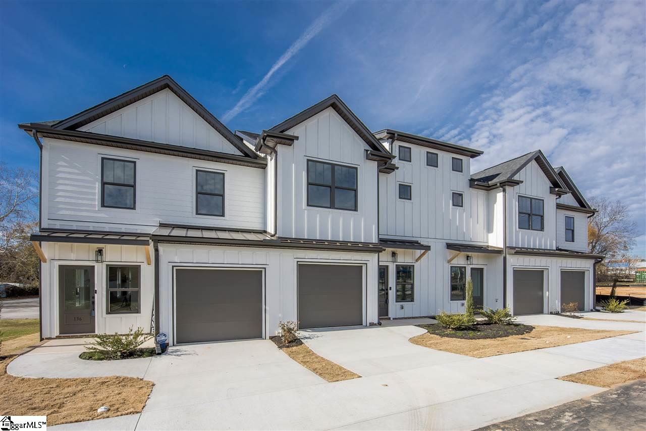 Property image 1 at 110 PARK Avenue, Greer, SC 29651