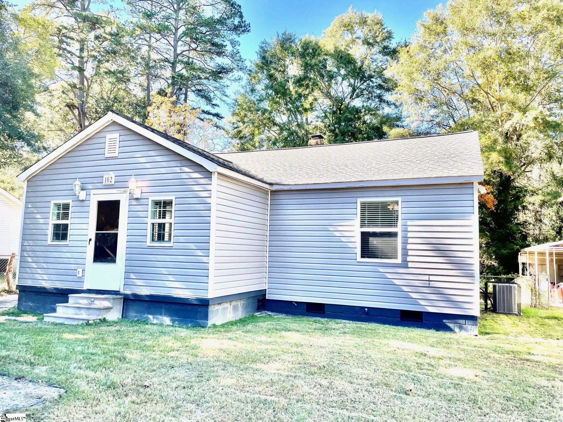 Property image 1 at 102 Brookside Road, Spartanburg, SC 29301