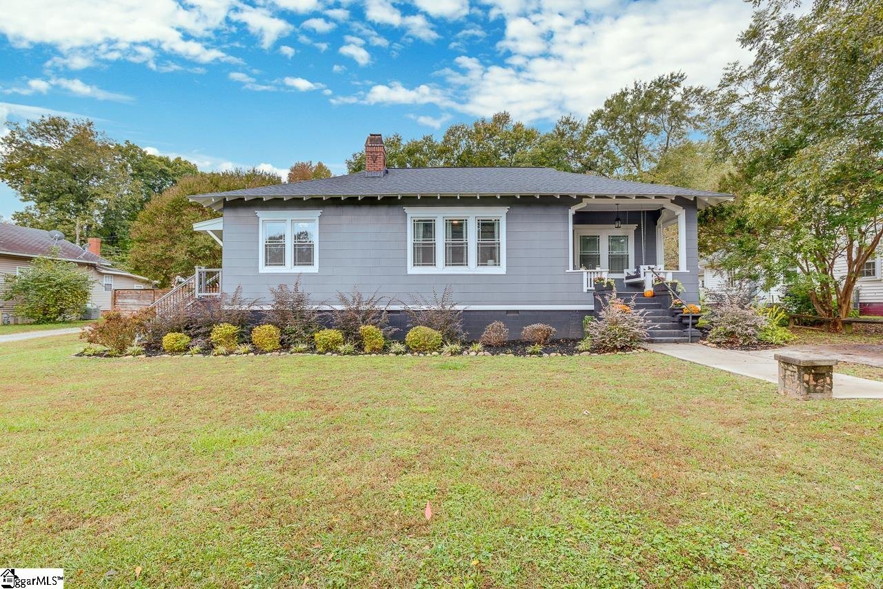 Property image 1 at 7 Maplecroft Street, Greenville, SC 29609